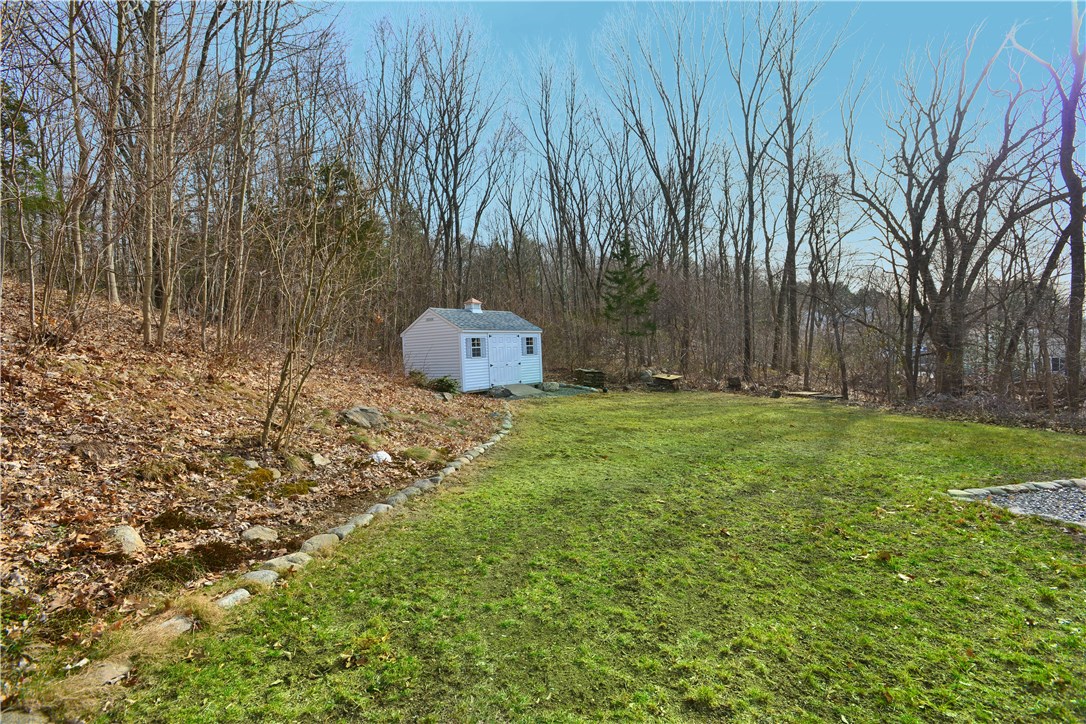 32 Blueberry Hill Road Woonsocket, RI 02895 - Photo 28 of 31