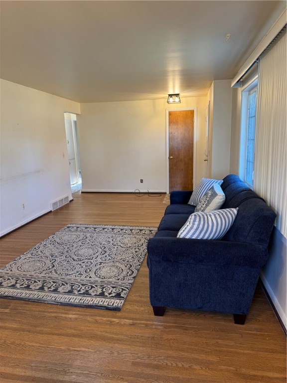 42 East Cavalier Road Wheatland, NY 14546 - Photo 3 of 21