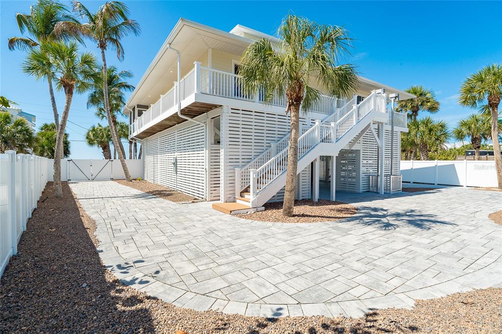 230 North Gulf Boulevard Boca Grande, FL 33921 - Photo 8 of 90