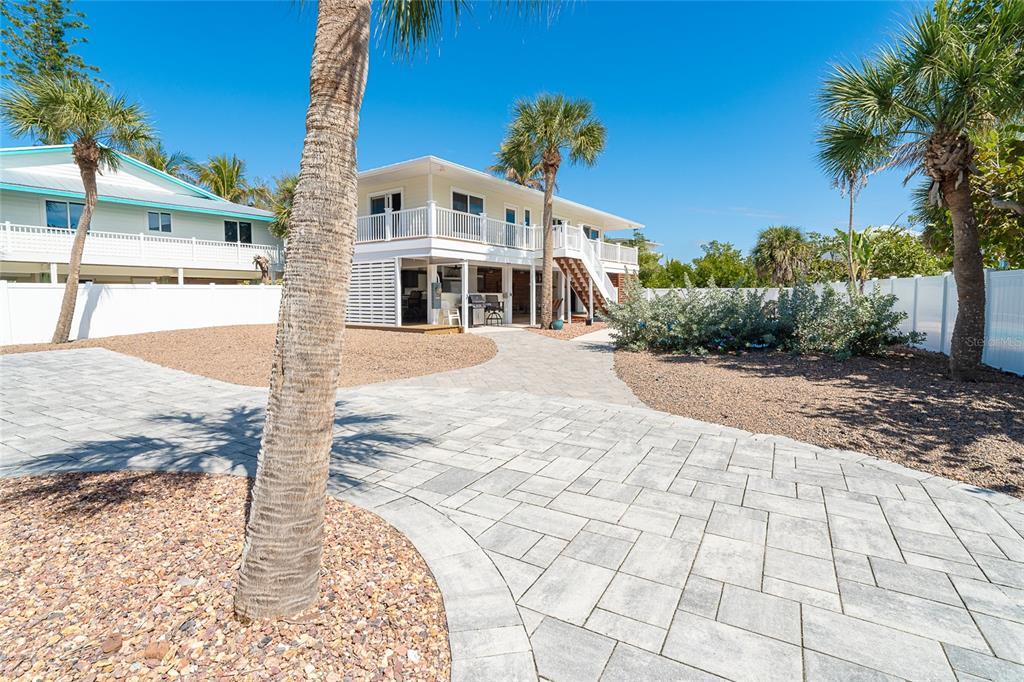230 North Gulf Boulevard Boca Grande, FL 33921 - Photo 9 of 90