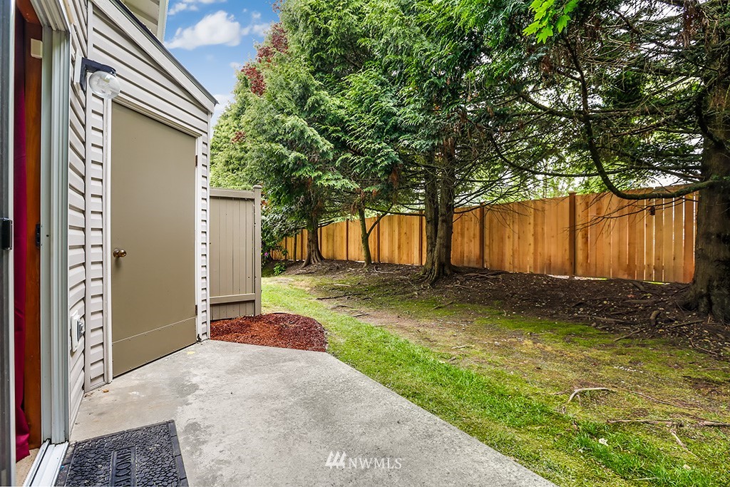 18910 Bothell Everett Highway, Unit A2 Bothell, WA 98012 - Photo 18 of 19