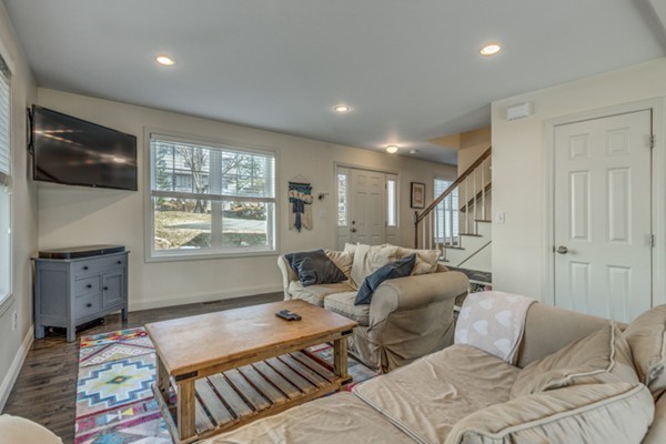 40 Riverview Road, Unit 2 Gloucester, MA 01930 - Photo 5 of 29 Gallery Image 5