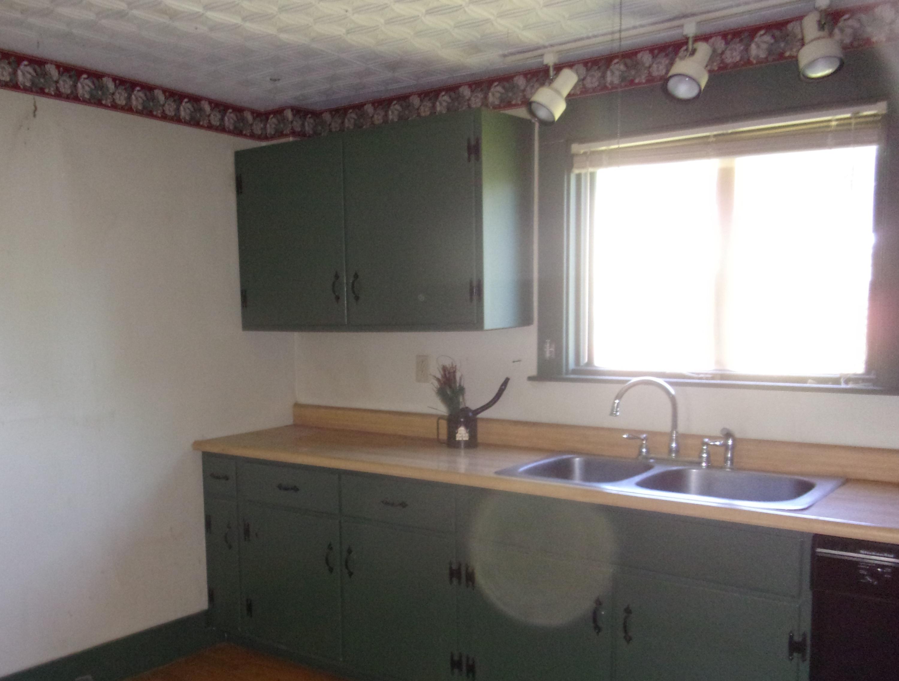 21 North Main Street Solon, ME 04979 - Photo 30 of 45 kitche3