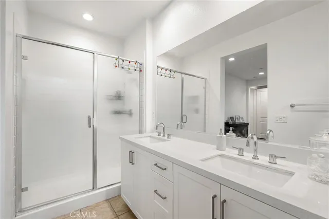 $689,000 | 1740 Heywood Street, Unit B, Simi Valley, CA 93065