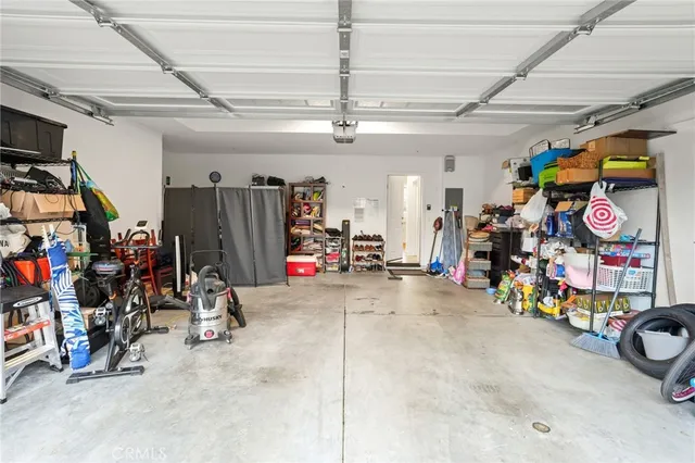 $689,000 | 1740 Heywood Street, Unit B, Simi Valley, CA 93065