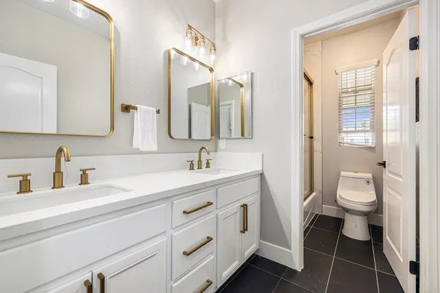 $1,425,000 | 1924 Crossroads Street, Chula Vista, CA 91915