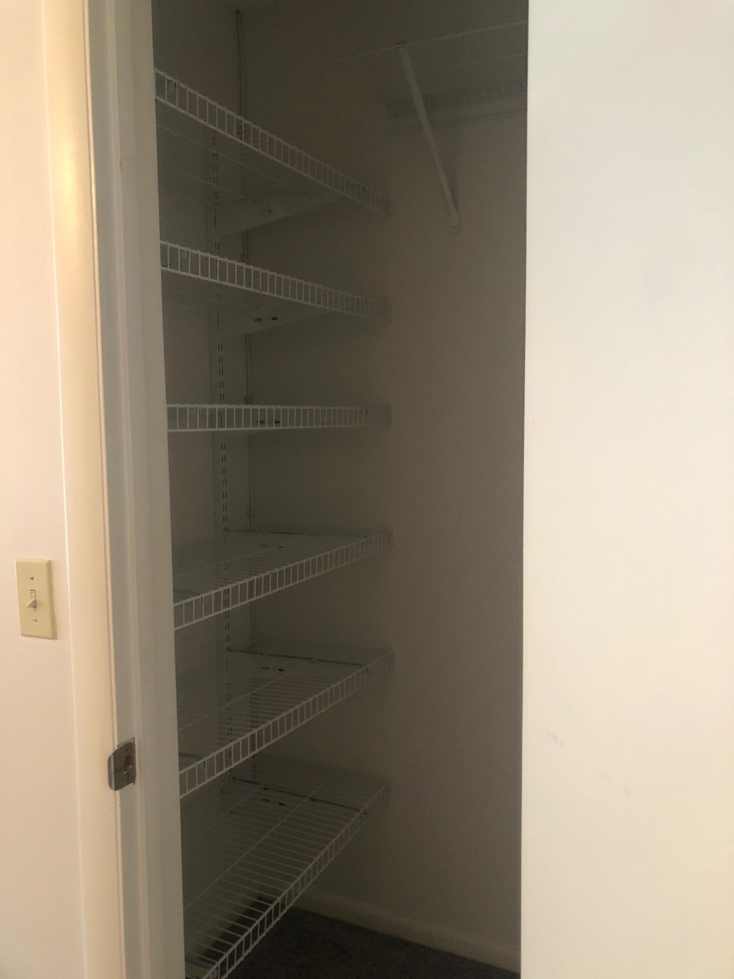 1530 Fort Johnson Road, Unit 2K Charleston, SC 29412 - Photo 13 of 25 AC00CC3A-EB04-4078-A854-442AE99A7557