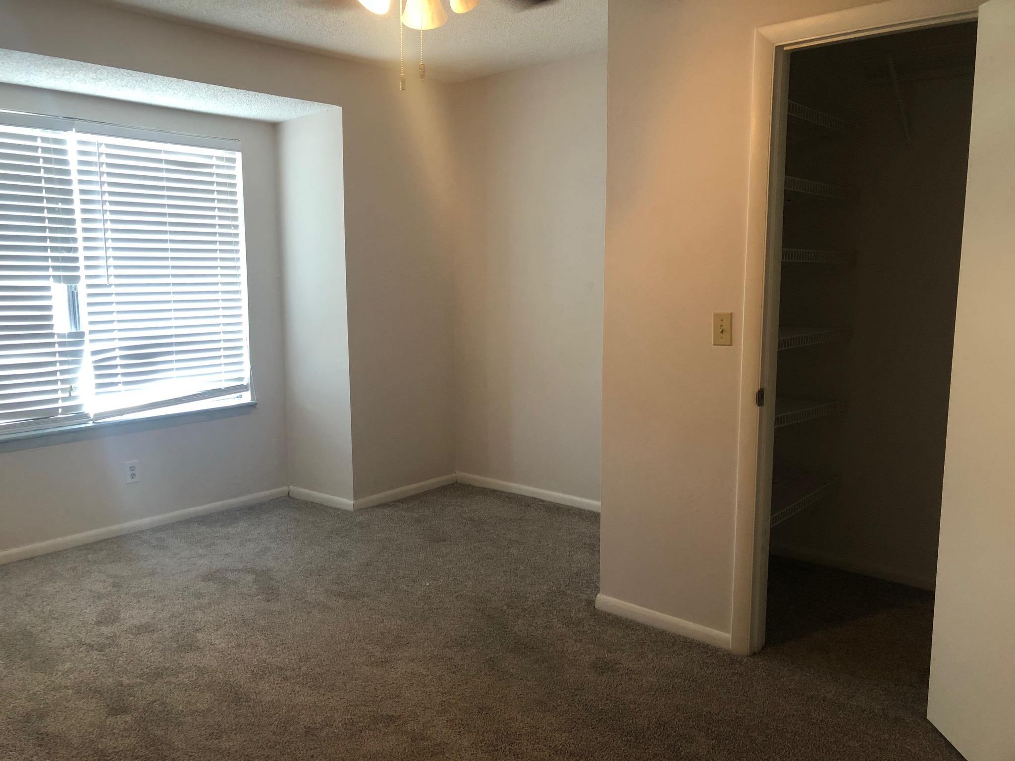 1530 Fort Johnson Road, Unit 2K Charleston, SC 29412 - Photo 14 of 25 AAE9FB7F-6758-4A83-A87C-507A41077E3C