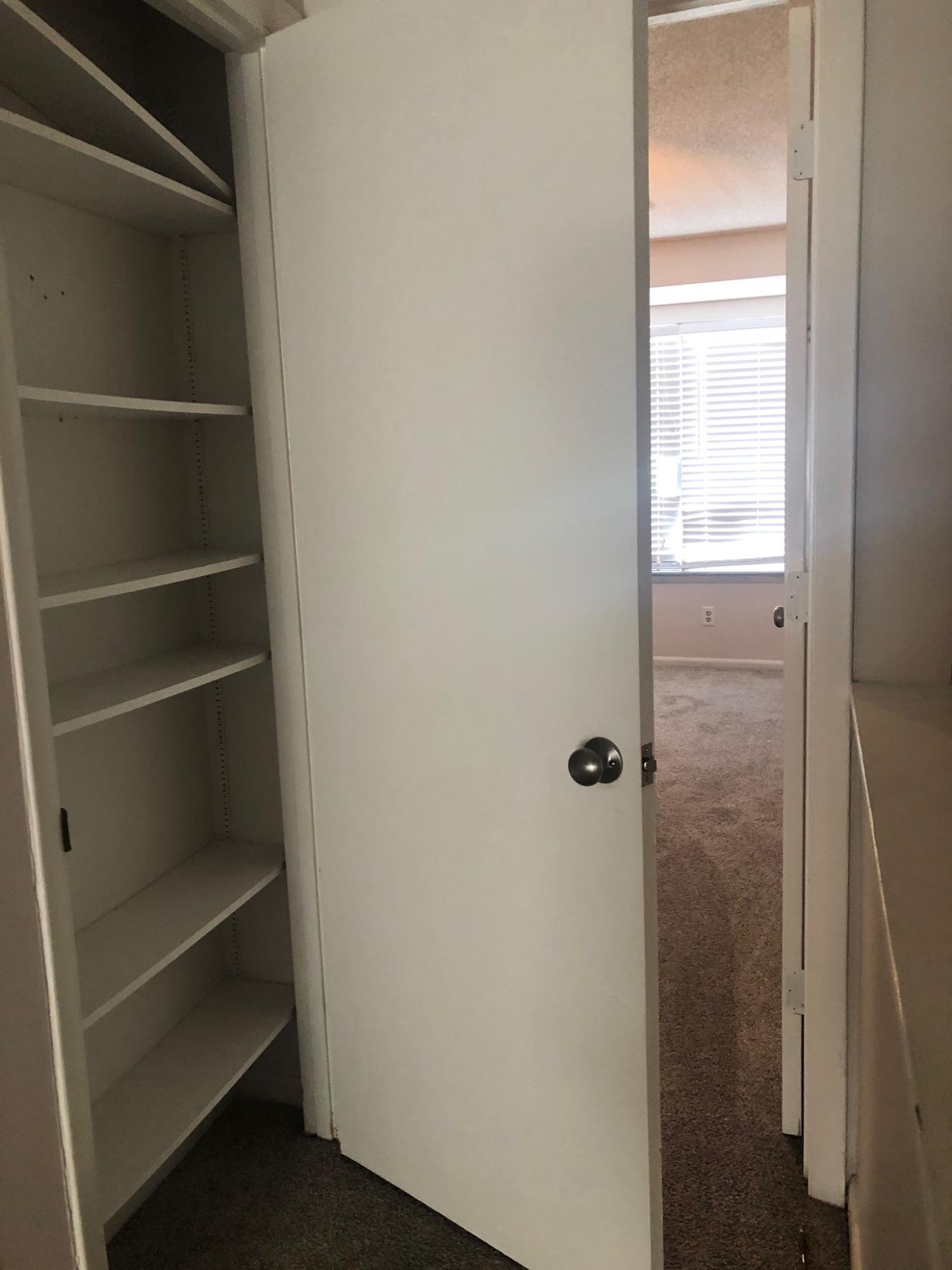 1530 Fort Johnson Road, Unit 2K Charleston, SC 29412 - Photo 22 of 25 7D0BA4ED-0518-4A52-A665-81E22BBBD159