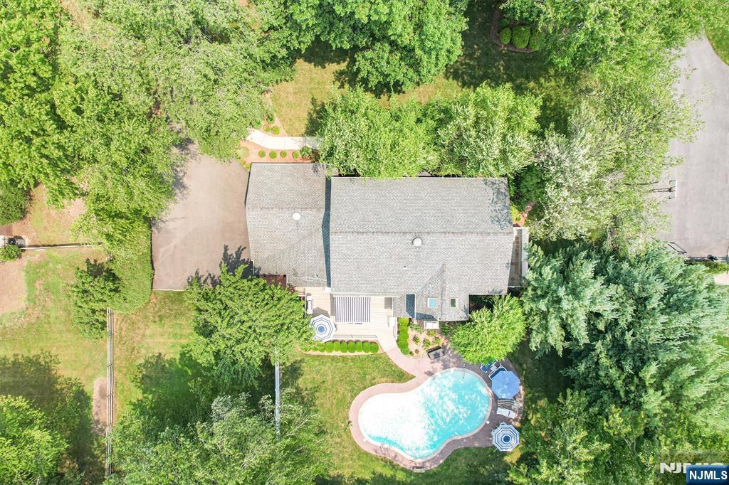 7 Arthur Court Demarest, NJ 07627 - Photo 29 of 46
