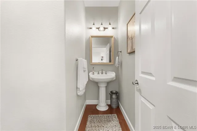 $599,000 | 88 Beacon Hill Drive, Lake Ozark, MO 65049