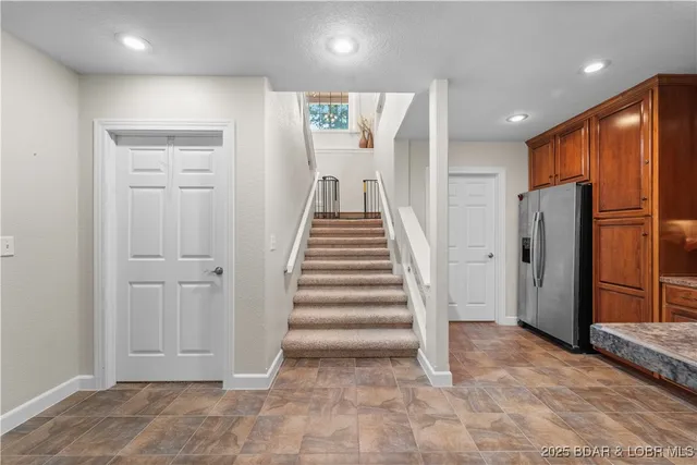 $599,000 | 88 Beacon Hill Drive, Lake Ozark, MO 65049