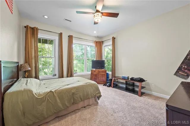 $599,000 | 88 Beacon Hill Drive, Lake Ozark, MO 65049