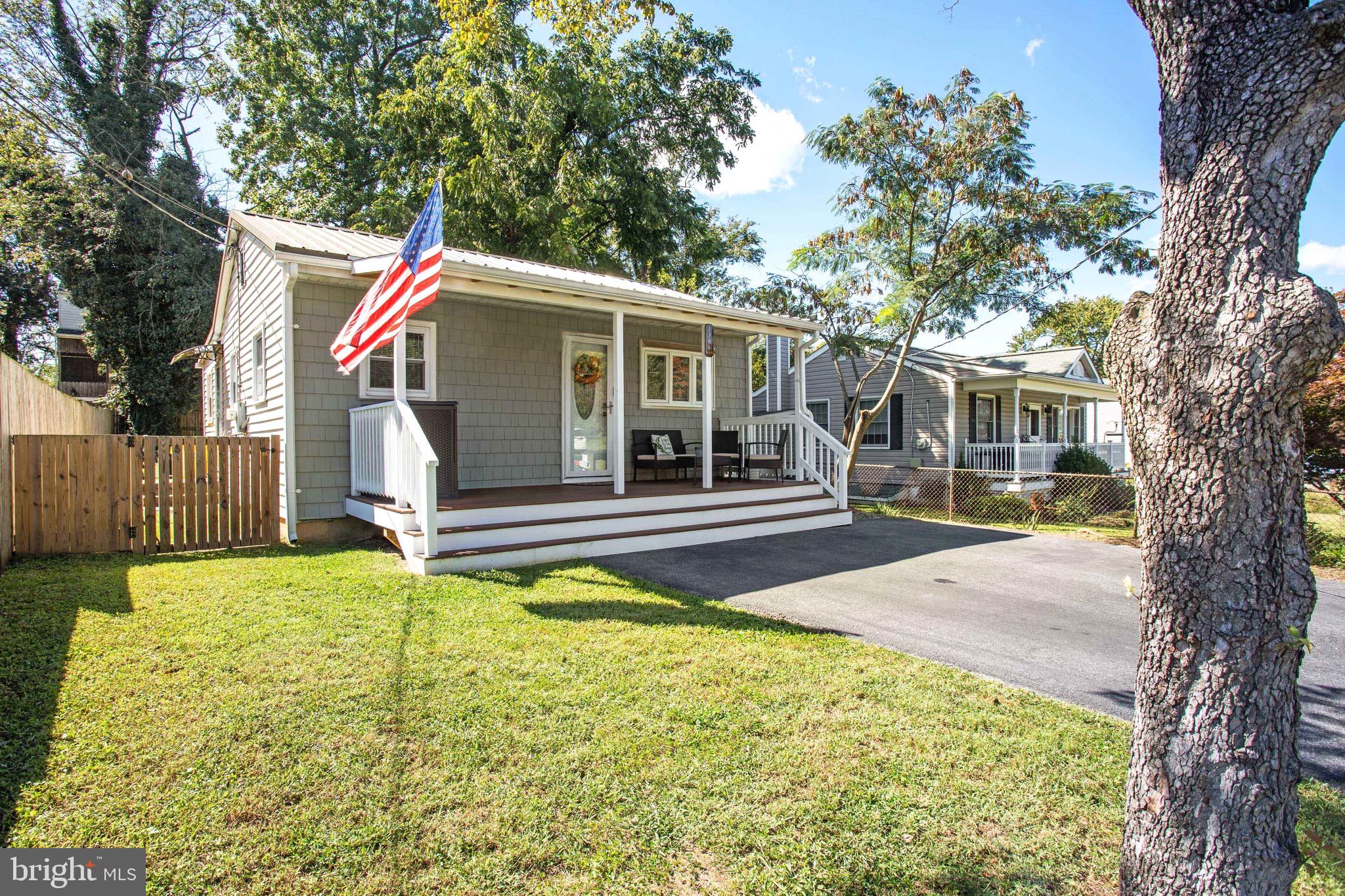 1706 Bentley Road Edgewater, MD 21037 - Photo 3 of 13