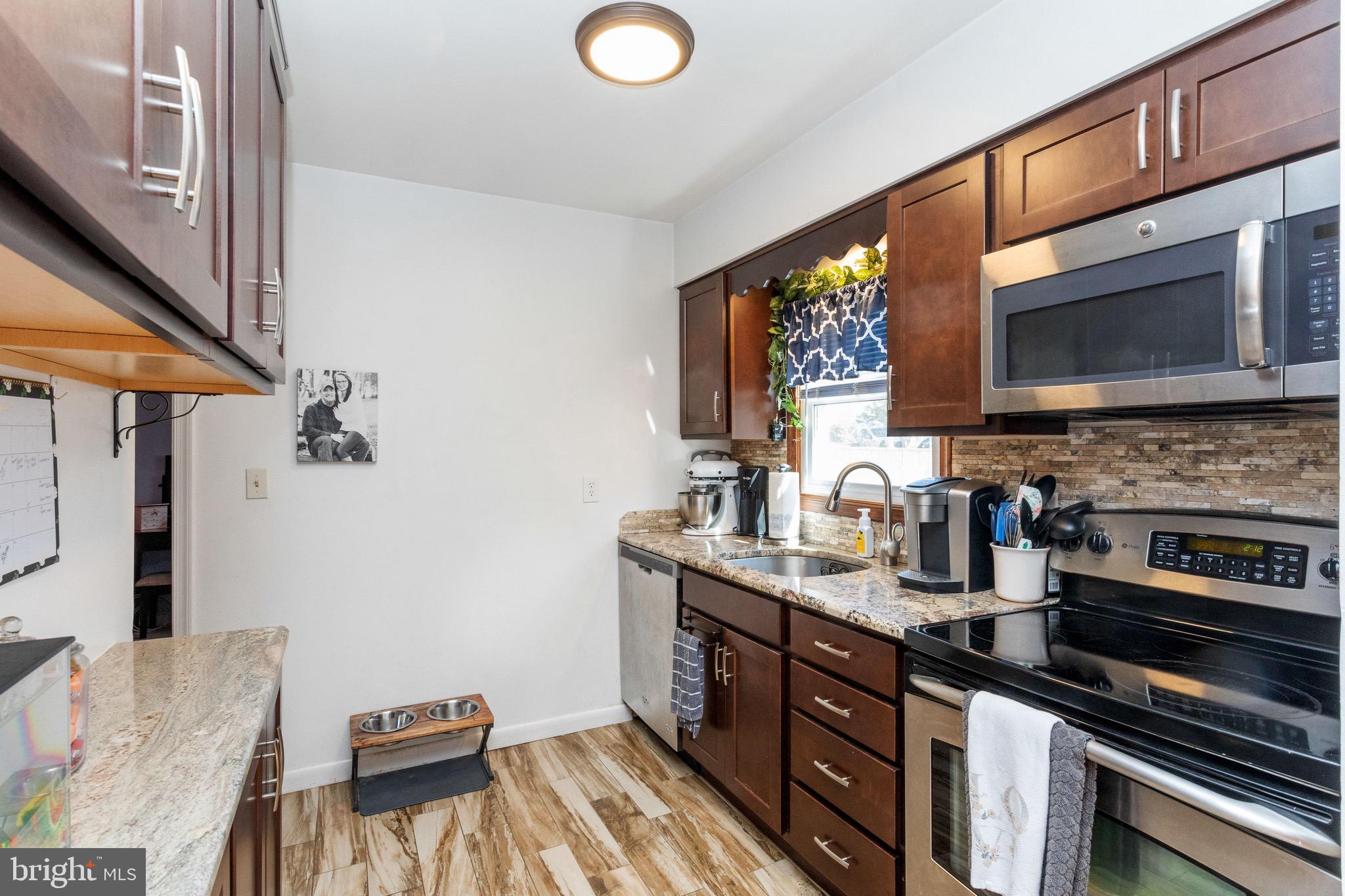 1706 Bentley Road Edgewater, MD 21037 - Photo 7 of 13