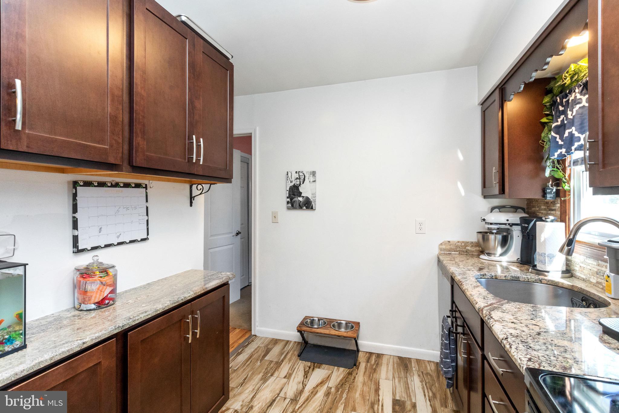 1706 Bentley Road Edgewater, MD 21037 - Photo 8 of 13