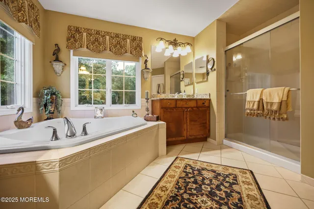 $1,600,000 | 24 Parkside Drive, Jackson, NJ 08527