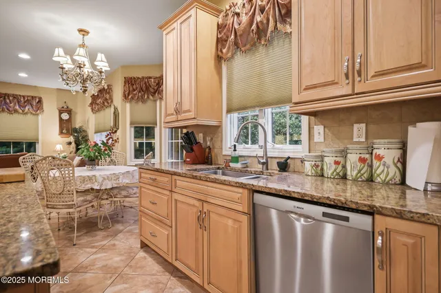 $1,600,000 | 24 Parkside Drive, Jackson, NJ 08527