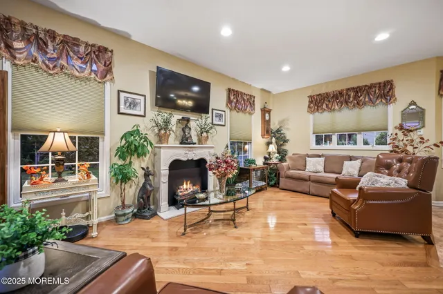 $1,600,000 | 24 Parkside Drive, Jackson, NJ 08527