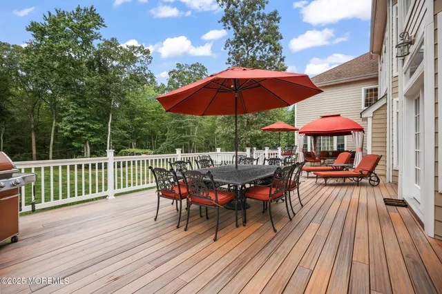 $1,600,000 | 24 Parkside Drive, Jackson, NJ 08527