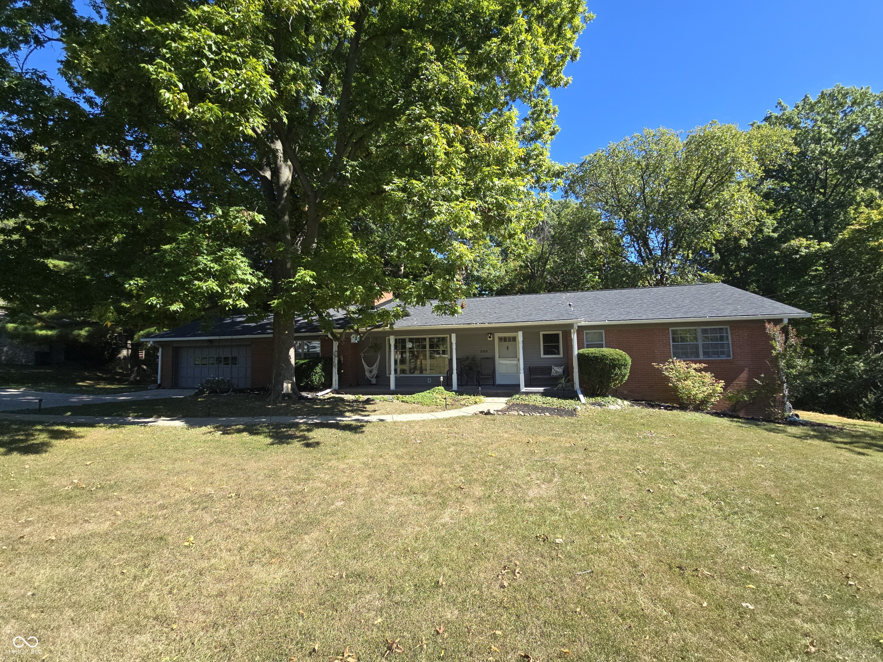 6149 Brokenhurst Road Indianapolis, IN 46220 - Photo 3 of 83