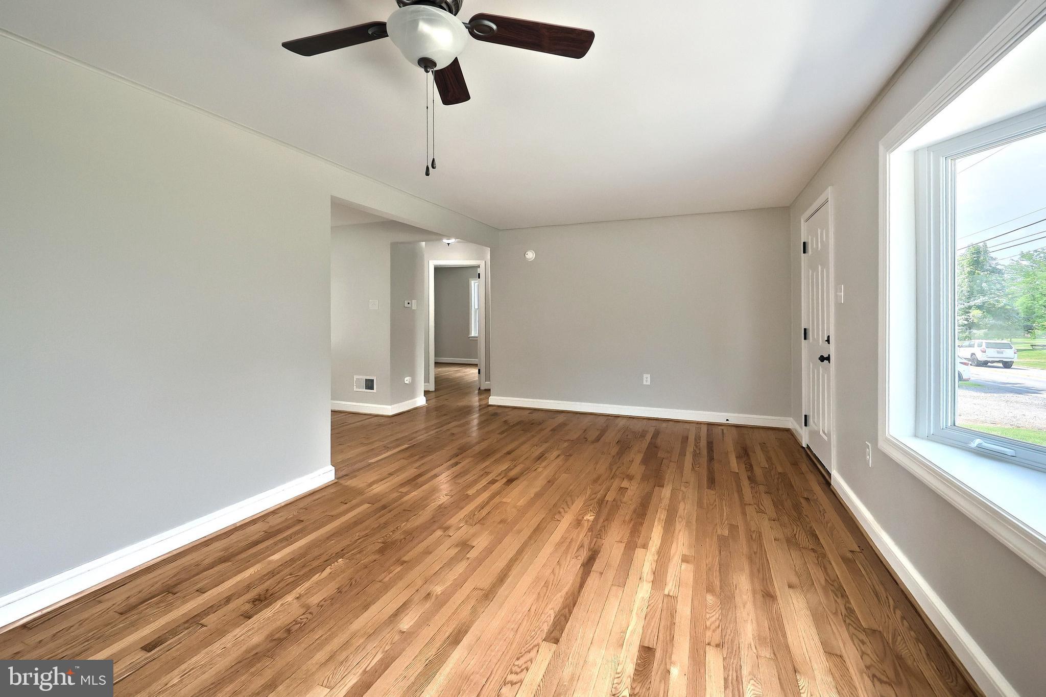 957 Greenbriar Road York, PA 17404 - Photo 27 of 61 Gallery Image 27