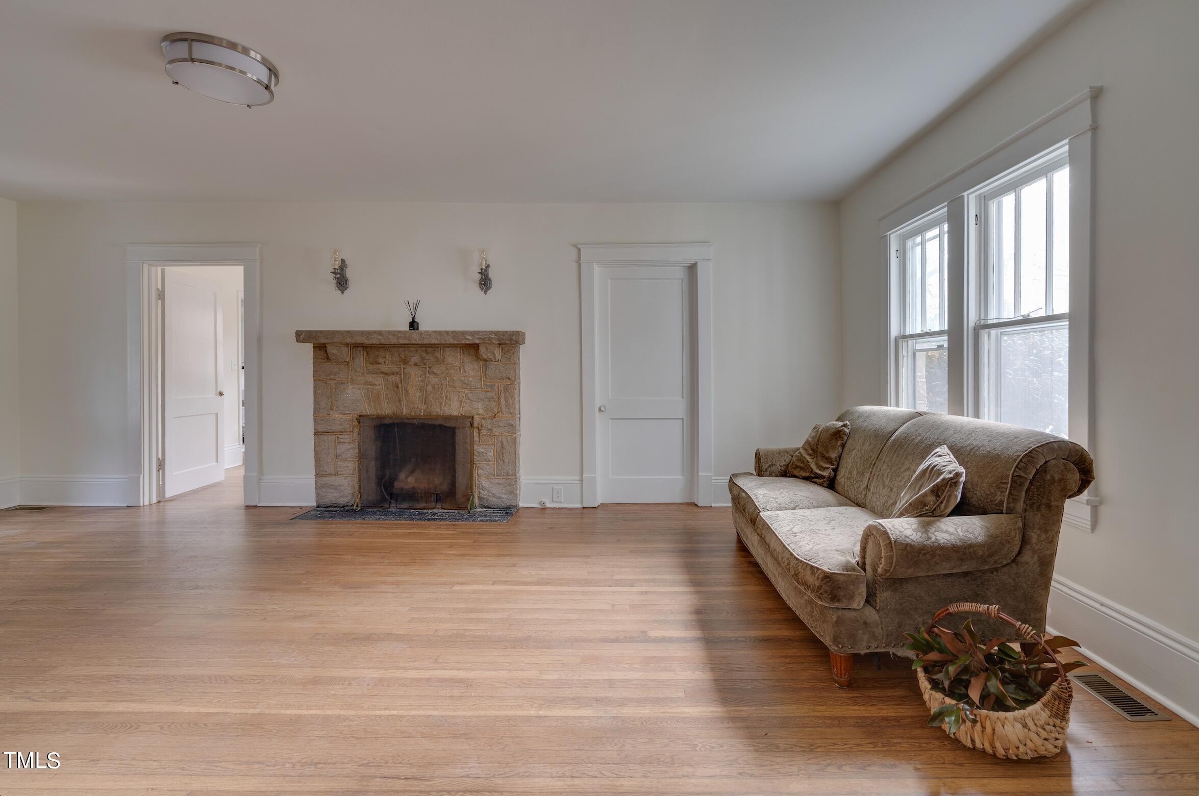 710 Nash Drive Raleigh, NC 27608 - Photo 15 of 36 Screenshot 2023-11-15 at 12.42.18 PM