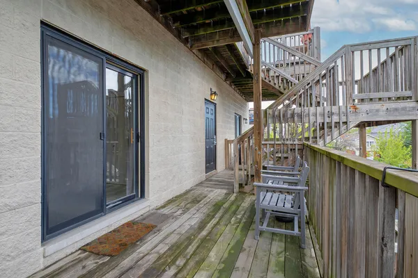 $459,000 | 1801 North Kedzie Avenue, Unit 201, Chicago, IL 60647