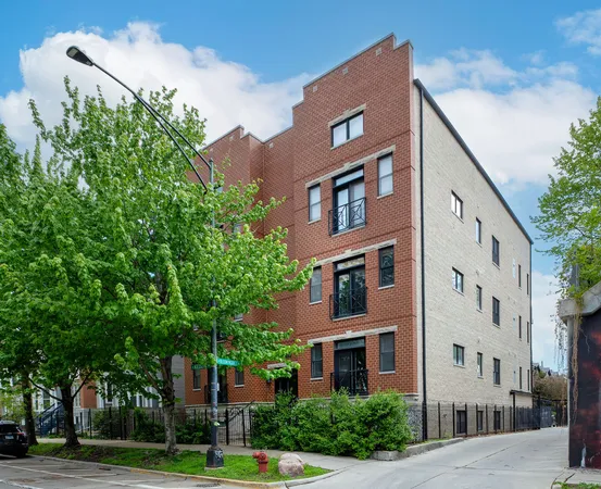 $459,000 | 1801 North Kedzie Avenue, Unit 201, Chicago, IL 60647