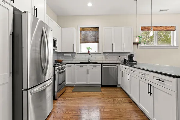 $459,000 | 1801 North Kedzie Avenue, Unit 201, Chicago, IL 60647