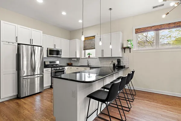 $459,000 | 1801 North Kedzie Avenue, Unit 201, Chicago, IL 60647