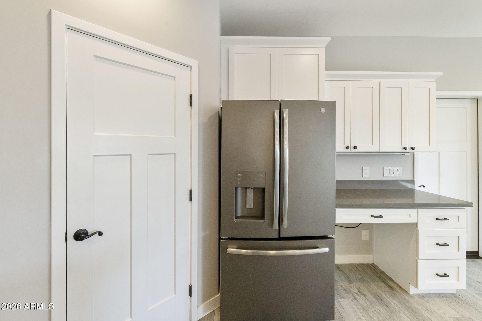 973 North Boyd Road Apache Junction, AZ 85119 - Photo 17 of 60 Refrigerator conveys built in desk
