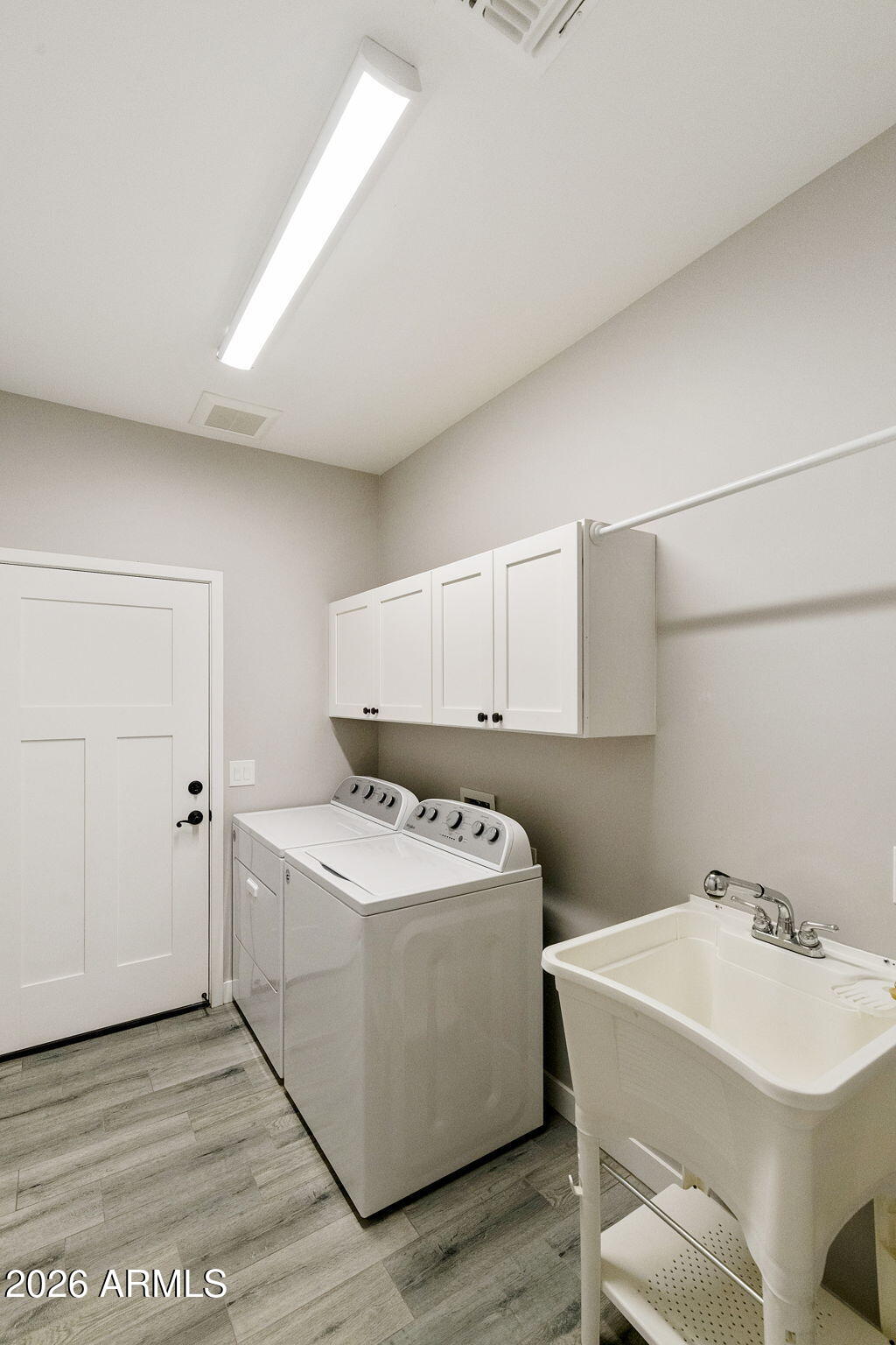 973 North Boyd Road Apache Junction, AZ 85119 - Photo 30 of 60 Laundry Room