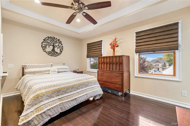 $975,000 | 1041 North 4th Street, New Hyde Park, NY 11040