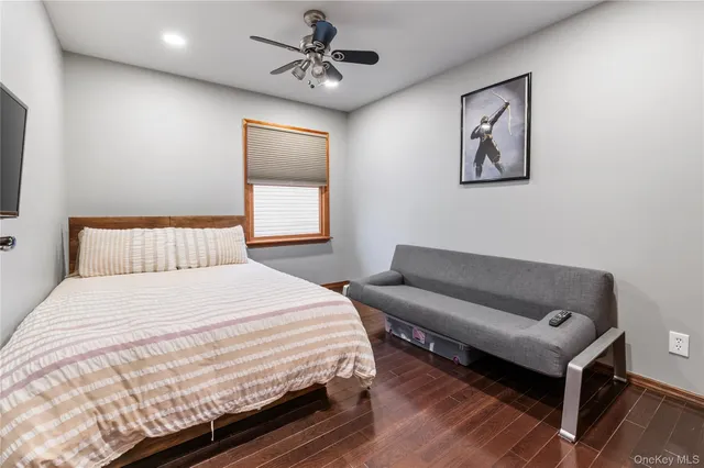 $975,000 | 1041 North 4th Street, New Hyde Park, NY 11040