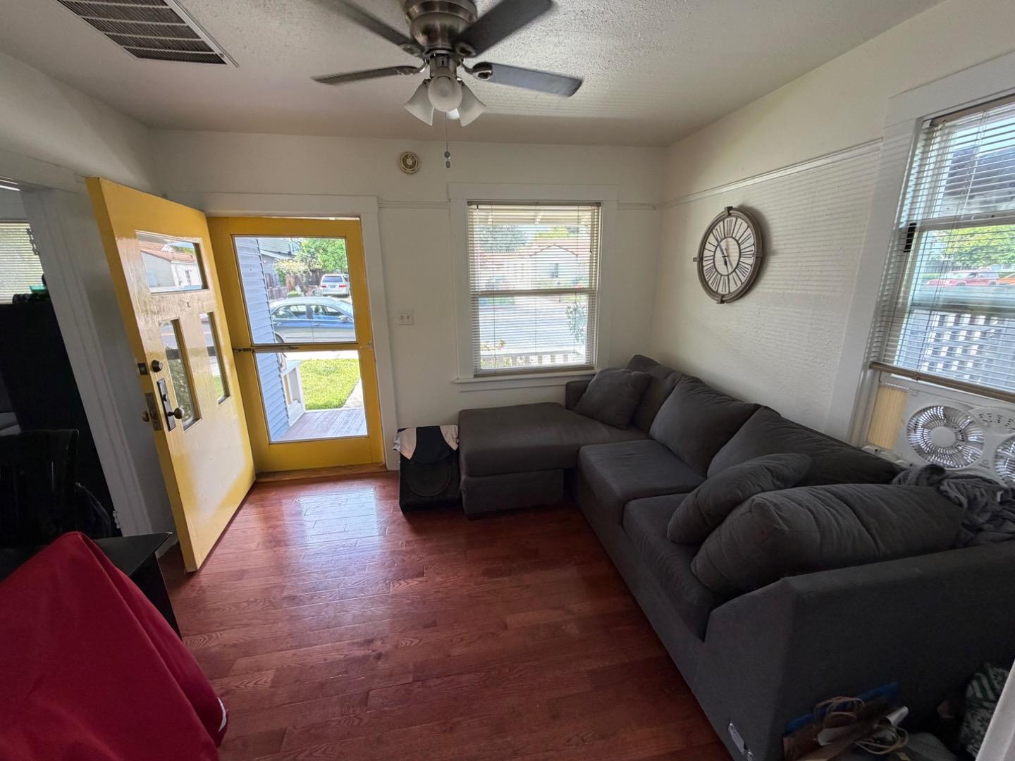 89 East Rincon Avenue Campbell, CA 95008 - Photo 2 of 10