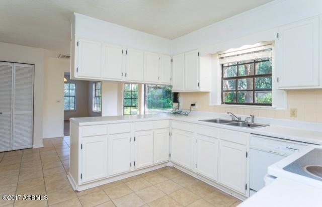 104 Stuart Town Road Beaufort, SC 29902 - Photo 9 of 24 DSC00978-1