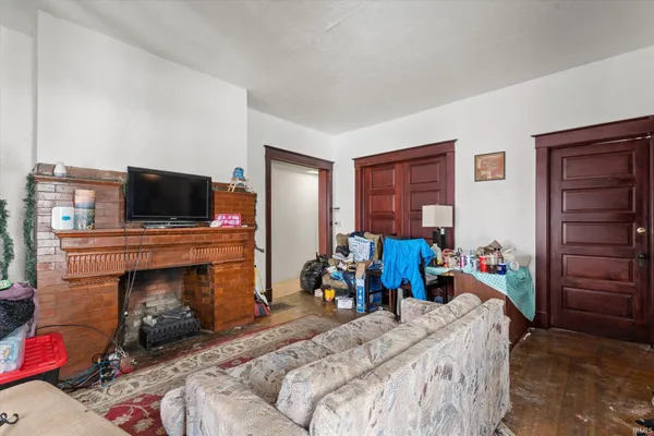 $225,000 | 517 West Lexington Avenue, Elkhart, IN 46516