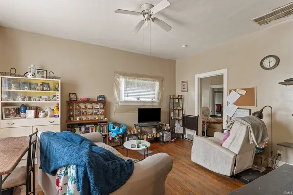 $225,000 | 517 West Lexington Avenue, Elkhart, IN 46516