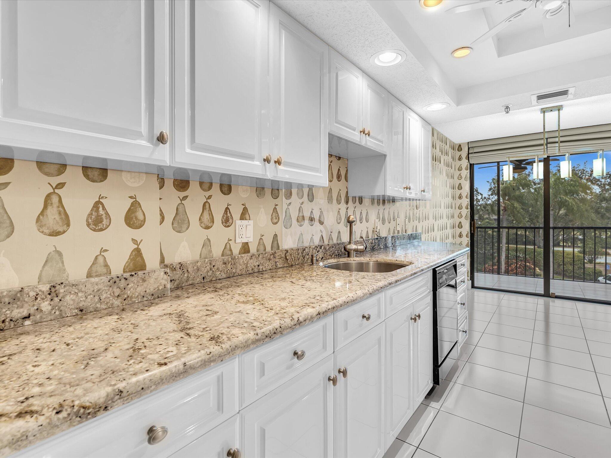 20110 Boca W Drive, Unit 232 Boca Raton, FL 33434 - Photo 11 of 31 20-FPP00621