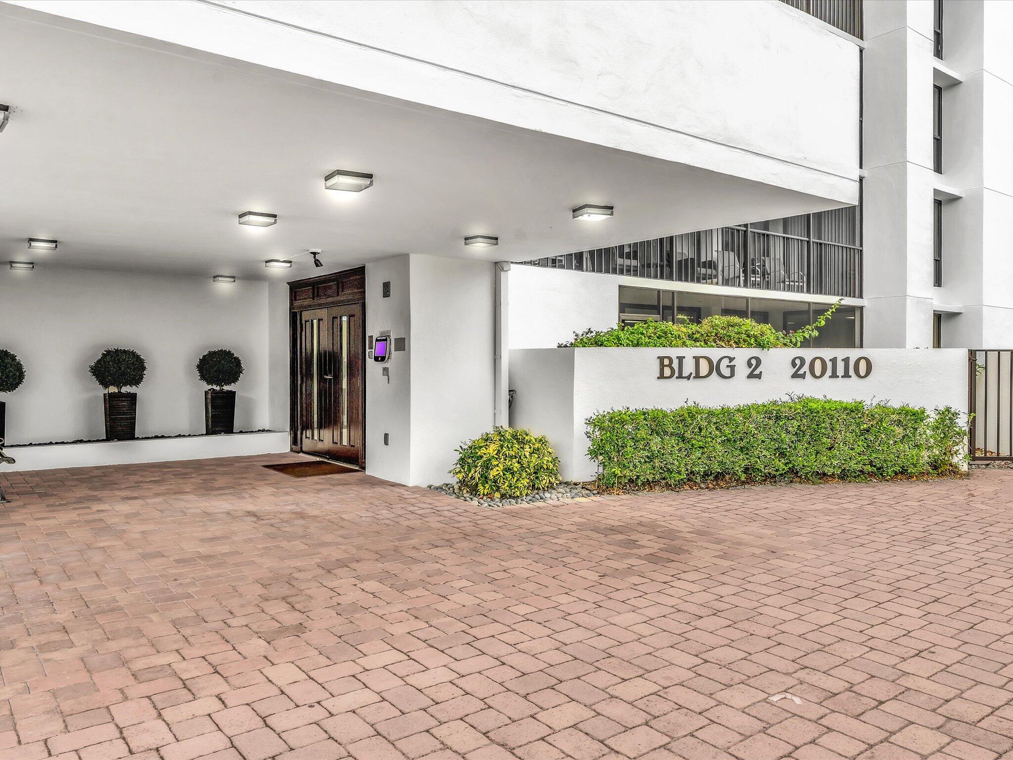 20110 Boca W Drive, Unit 232 Boca Raton, FL 33434 - Photo 3 of 31 01-FPP00522