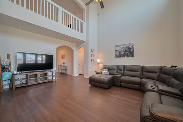 $2,500 | 308 Morning Dove Trail, Sealy, TX 77474