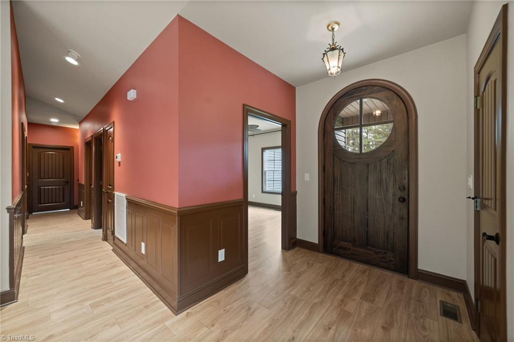 4045 Clapp Mill Road Burlington, NC 27215 - Photo 14 of 42