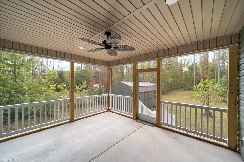 4045 Clapp Mill Road Burlington, NC 27215 - Photo 10 of 42