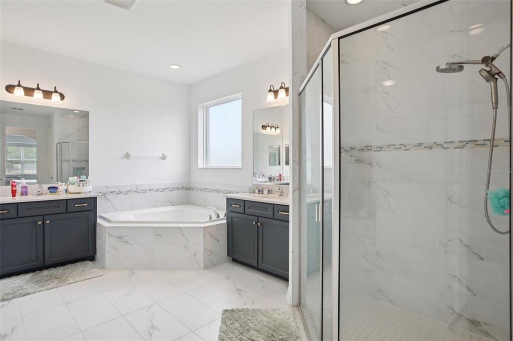 9508 Pyrenees Place Seffner, FL 33584 - Photo 16 of 45