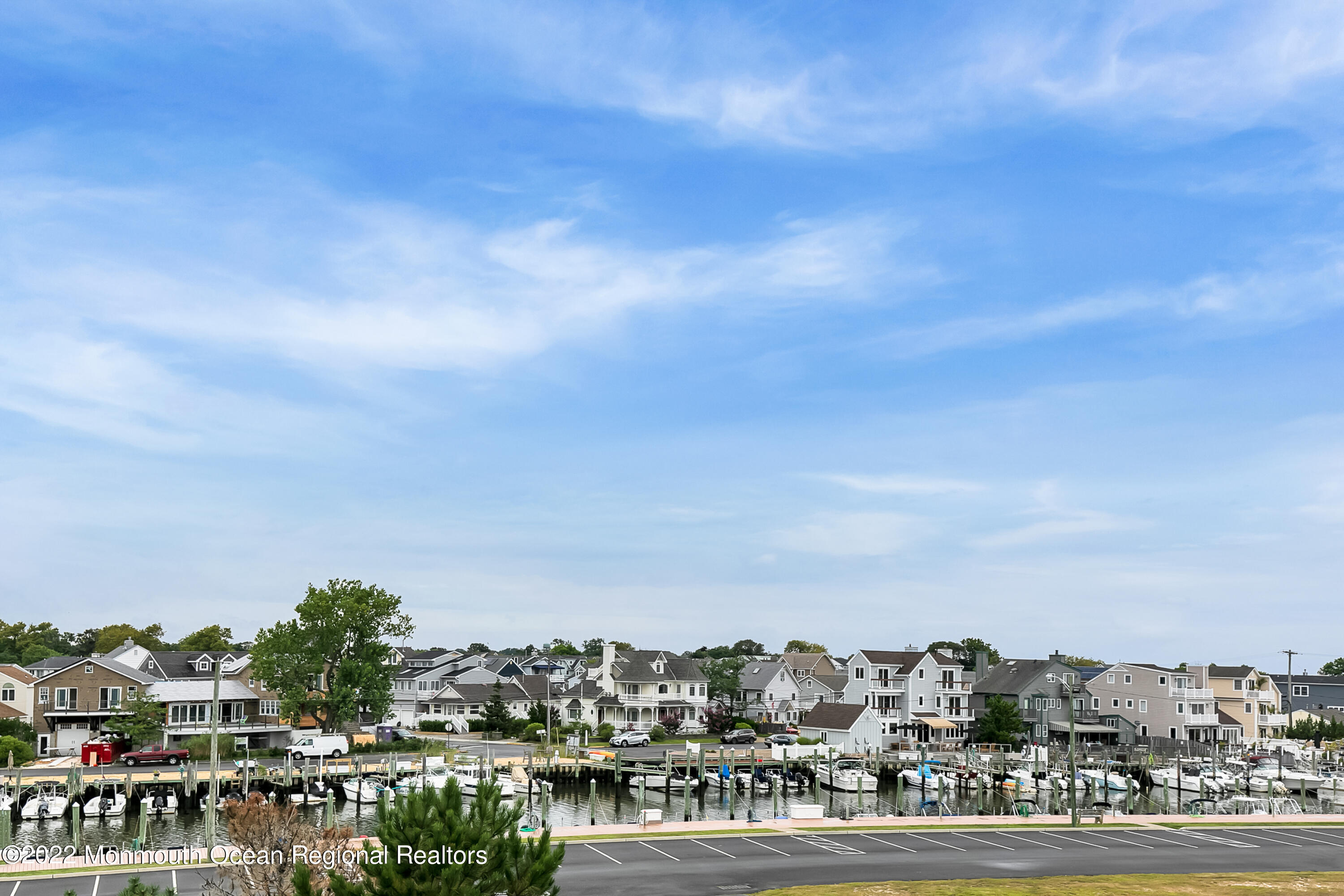 12 Captains Court Manasquan, NJ 08736 - Photo 23 of 30