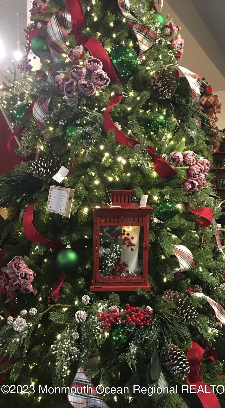 12 Captains Court Manasquan, NJ 08736 - Photo 29 of 30 a picture of flowers