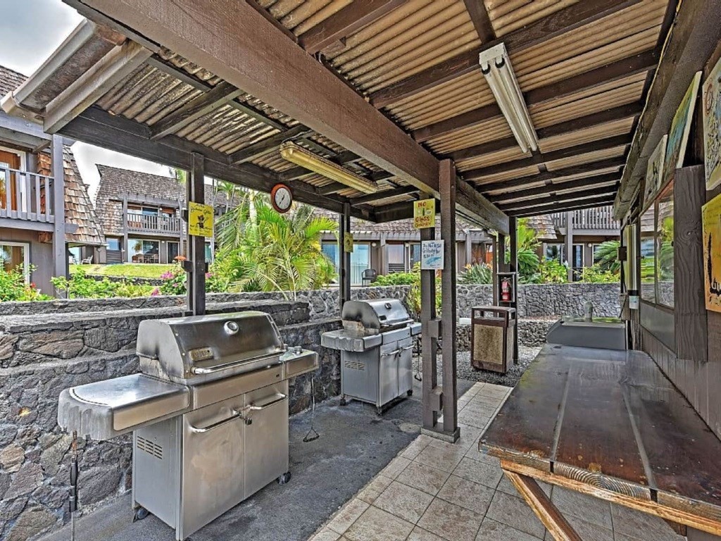 95-788 Ninole Loop Road, Unit 13 Naalehu, HI 96772 - Photo 16 of 18 Gallery Image 16