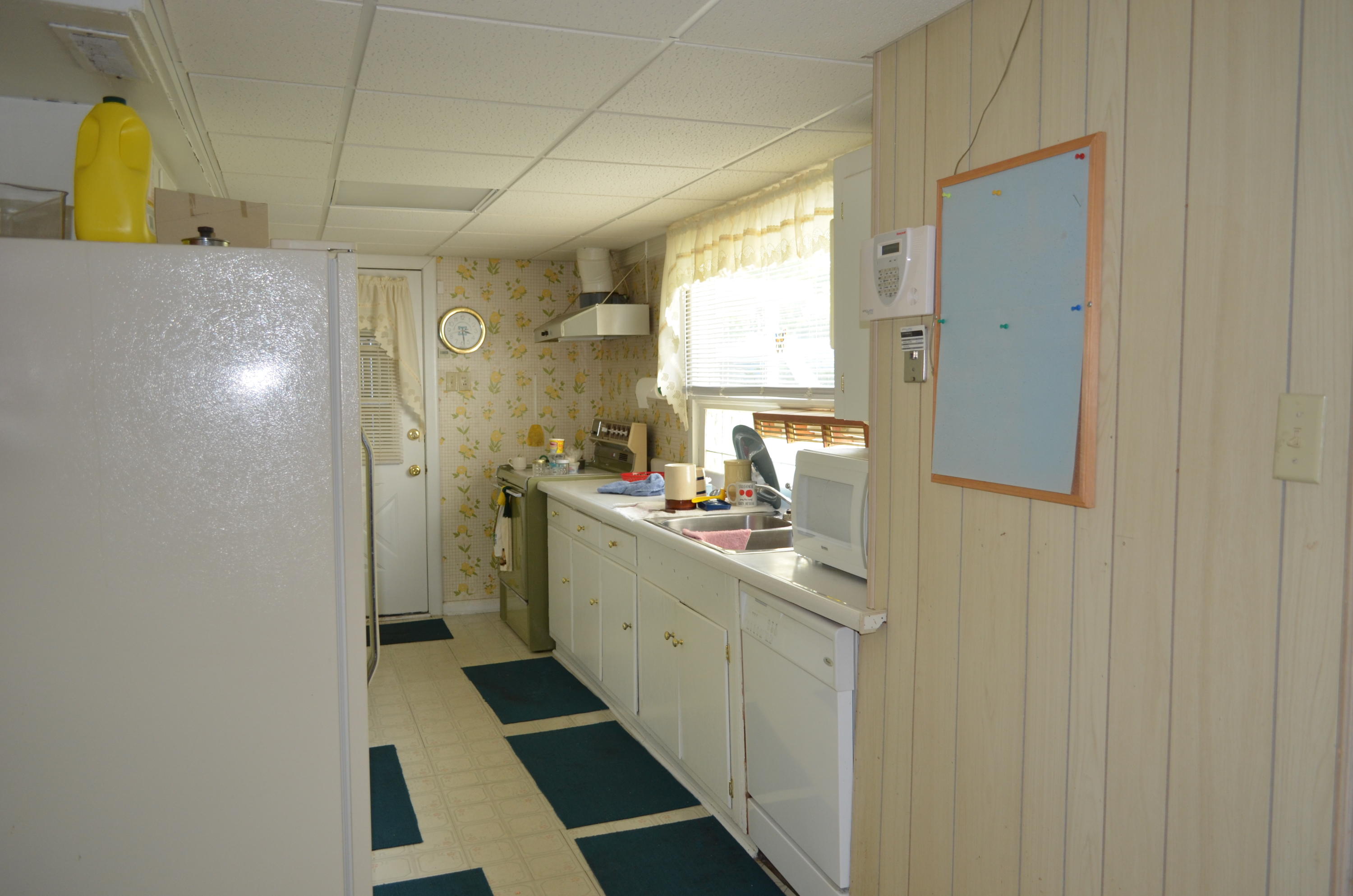 101 Pomona Road Oak Ridge, TN 37830 - Photo 7 of 21 101pomonakit