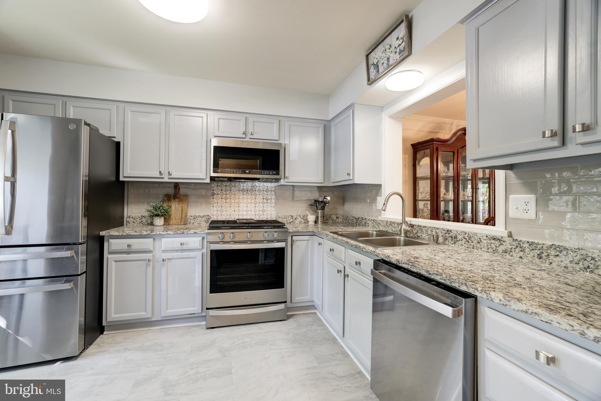 21018 Coach House Square Ashburn, VA 20147 - Photo 11 of 39